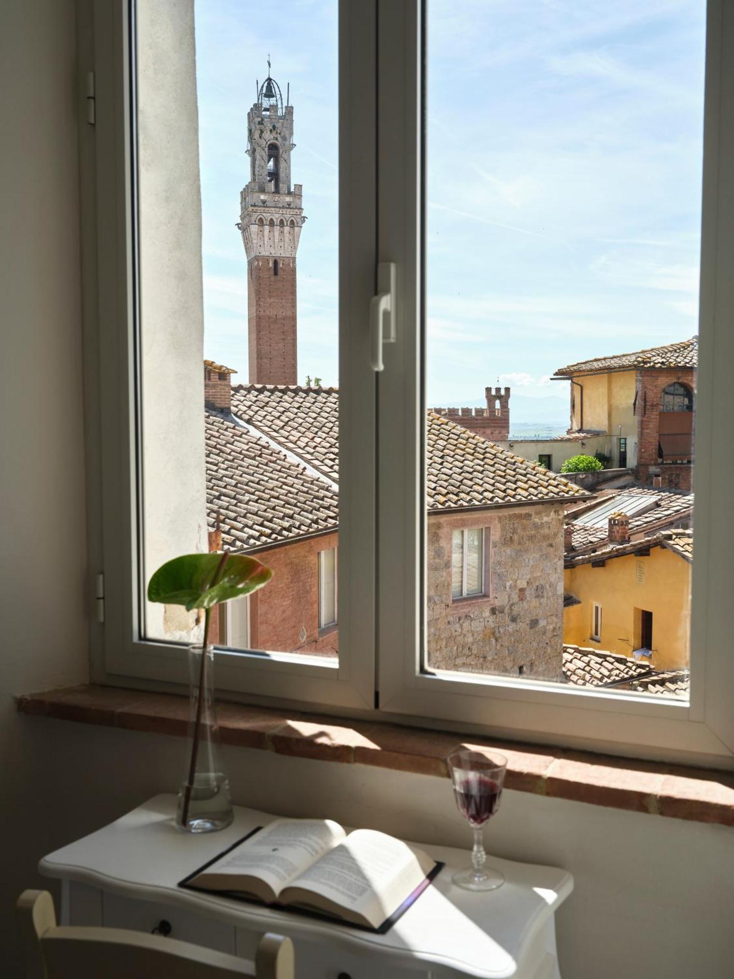 I Terzi Di Siena - Rooms Only Exteriör bild